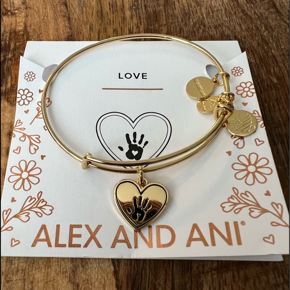 Bangle bracelet